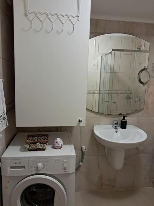 Holiday Home Apartment Μπούντβα Εξωτερικό φωτογραφία